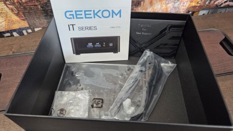 Geekom Mini IT15_04