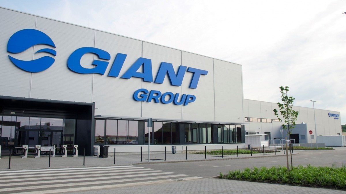 Giant Group