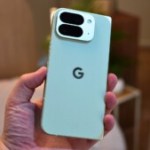 Prise en main du Google Pixel 10 Pro Fold : à la fois en avance et en retard