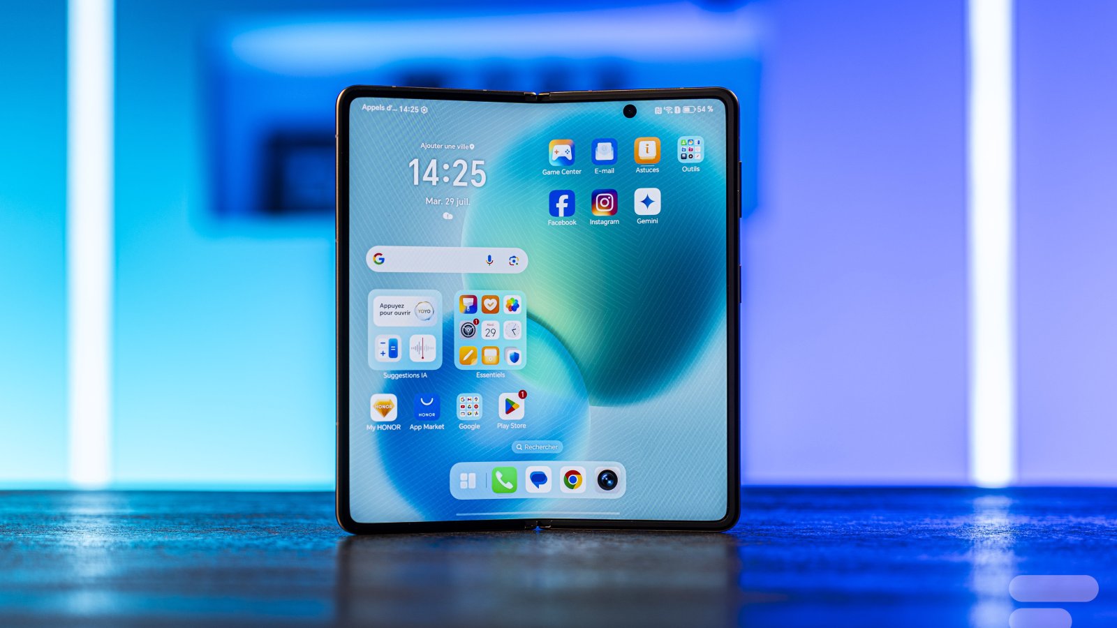 NoÃ«l arrive bien tÃ´t chez Honor : ce pack smartphone pliant + tablette coÃ»te 1 000 â‚¬...