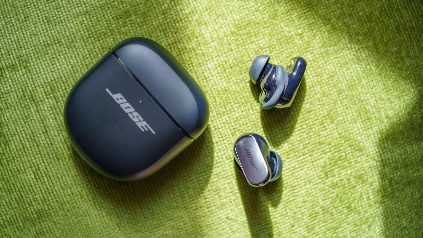 Bose QC Ultra Earbuds (2e Gen) : ces Ã©couteurs Ã  lâ€™ANC inÃ©galÃ©e sont Ã  prix...