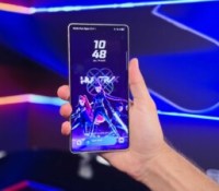 Le fond d'écran verrouillé animé avec les Huntrix de KPop Demon Hunters sur un Samsung Galaxy S25 Ultra // Source : Frandroid