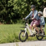 Ultra compact pour un biplace, le nouveau vélo électrique de Yuba impressionne par son gabarit
