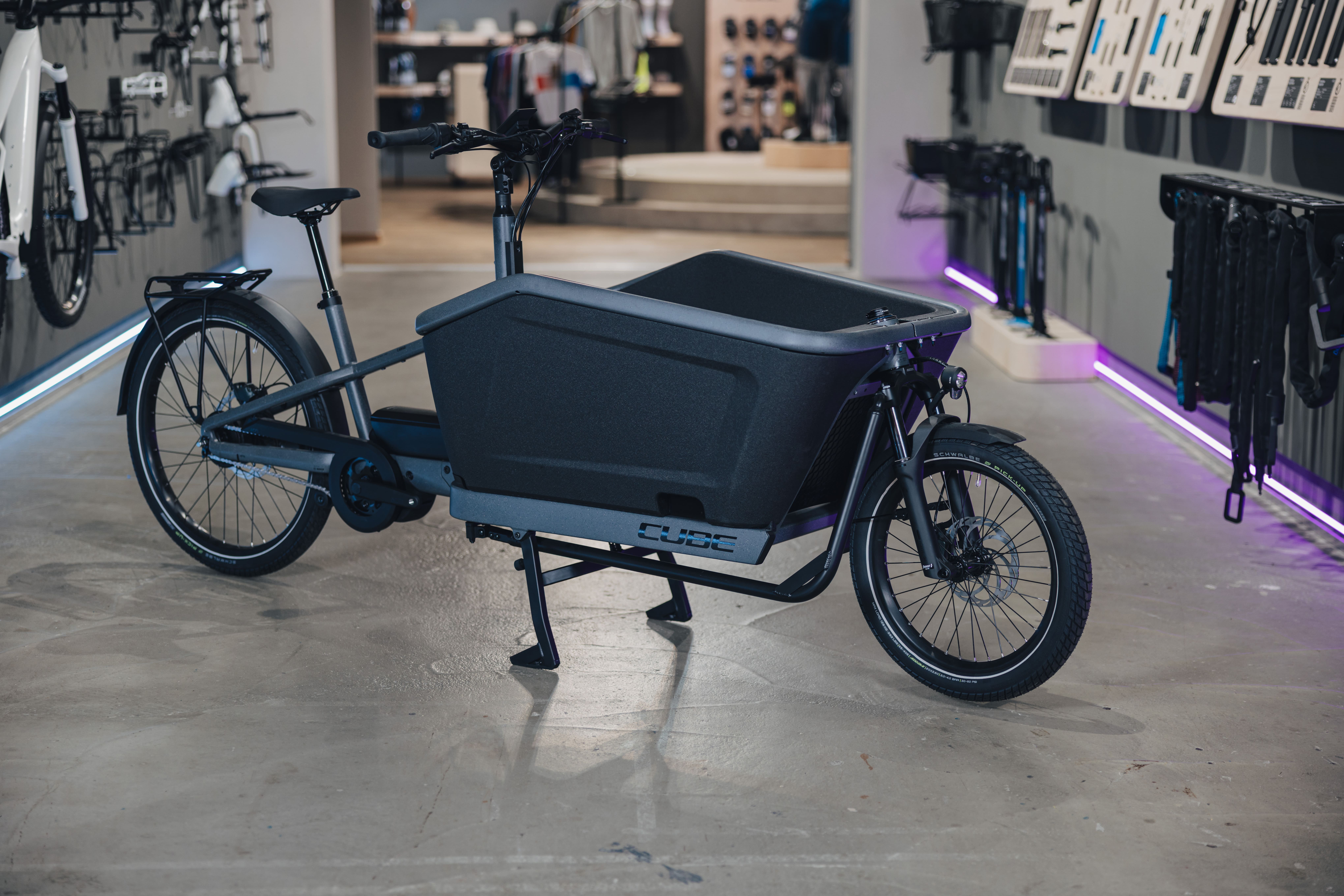 124300 Cargo Hybrid Comfort SLX 800_O_P_07