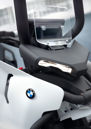 BMW Vision CE // Source : BMW Motorrad