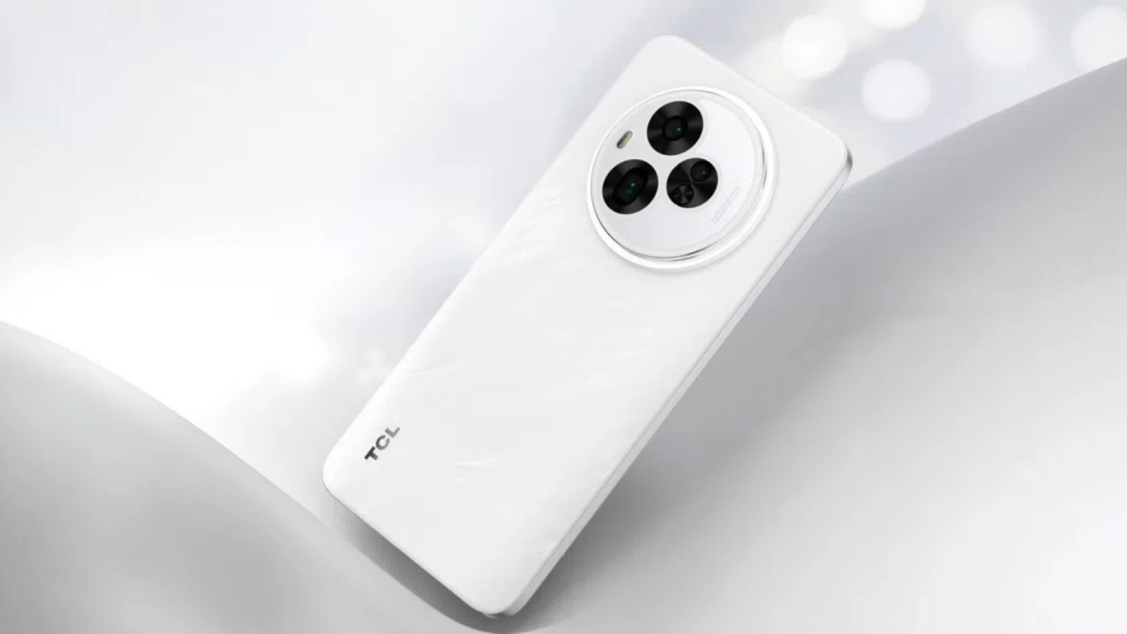 TCL dÃ©gaine le plus grand smartphone du marchÃ©