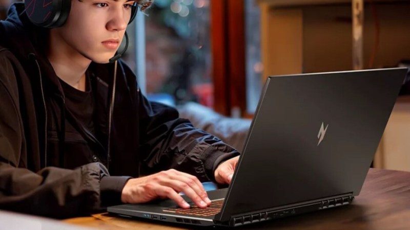 Boulanger brade à -30 % ce puissant laptop gaming grand format (17″) sous RTX 5060