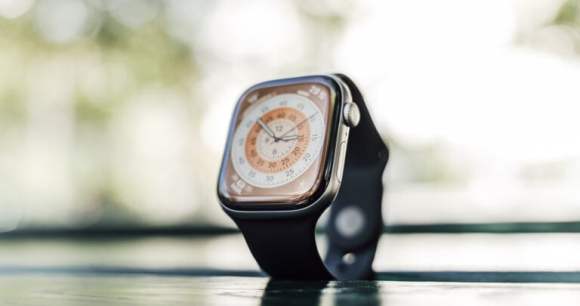 L'Apple Watch Series 11 // Source : Chloé Pertuis - Frandroid L'Apple Watch Series 11 // Source : Chloé Pertuis - Frandroid