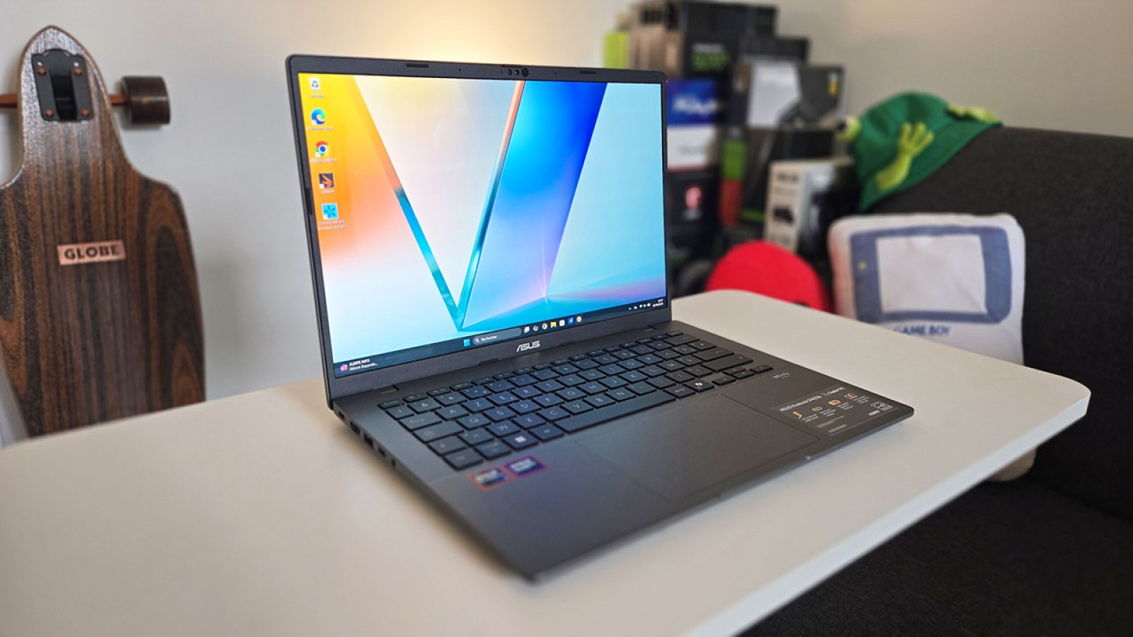 Lâ€™excellent laptop Asus Vivobook M3407KA notÃ©e 9/10 par nos soins est 300 â‚¬ moins...
