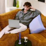 Boulanger retire 300 € à ce performant laptop Asus avec écran OLED 16″, Snapdragon X1 et  certifié Copilot+