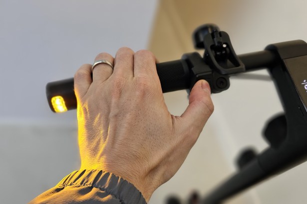 Decathlon LD900E clignotant