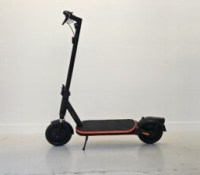 La trottinette électrique Btwin LD900E. // Source : M. Lauraux pour Frandroid