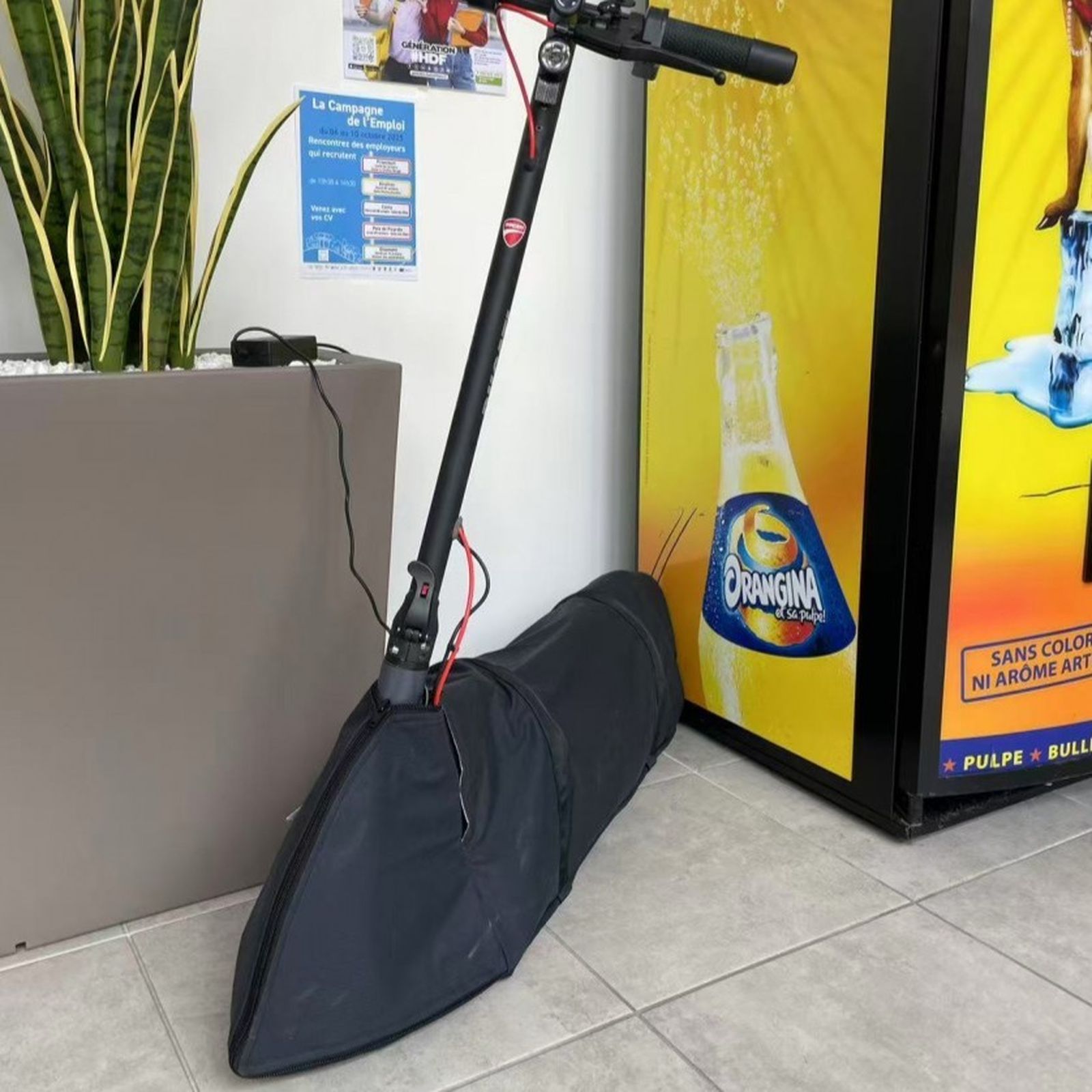 Enserre Trott'Cave trottinette recharge