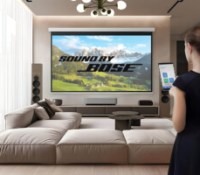 Epson_videoprojecteur_EH_QS100B_ lifestyle_sound_by_bose_compo