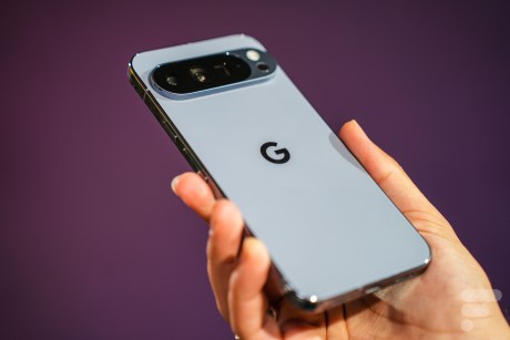 Google Pixel 10 Pro XL 65 Google Pixel 10 Pro XL // Source : Alexis Grandgirard - Frandroid