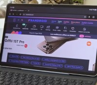 L'écran de la Honor Pad 10 sur son clavier L'écran de la Honor Pad 10 sur son clavier