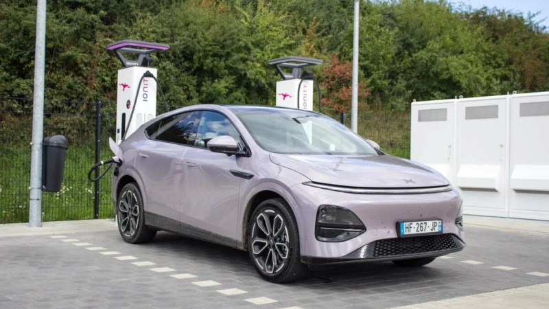 Baisse de prix pour le Xpeng G6 en France, la voiture électrique rivale du Tesla Model Y qui se recharge en 12 minutes