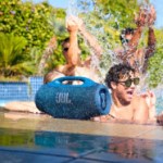 À peine sortie, la JBL Boombox 4 et son autonomie de 34 heures est déjà en promo sur Amazon