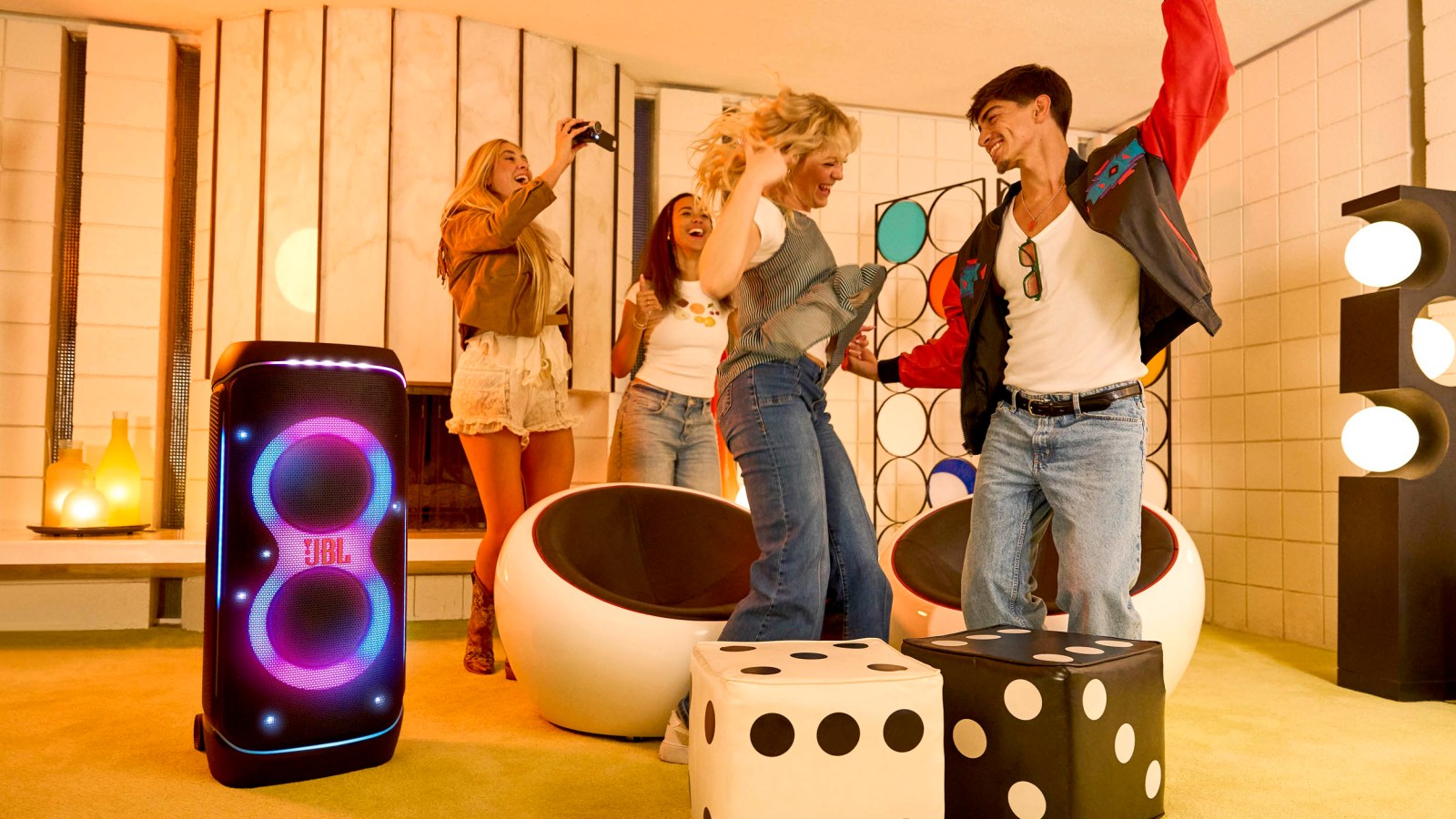 Enceinte JBL PartyBox 720Â : la piÃ¨ce maitresse de vos fÃªtes ?