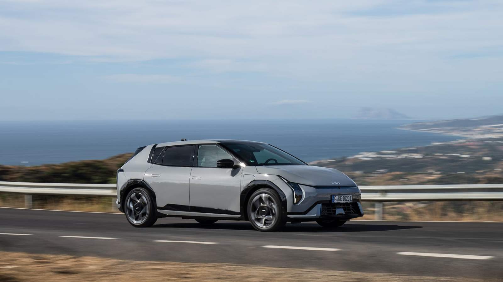Kia EV4 : la rivale de la Tesla Model 3 passe sous les 28 000 €