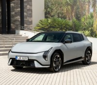 kia-ev4-gt-line-wolf-gray-static-digital-1920×1080-002 kia-ev4-gt-line-wolf-gray-static-digital-1920×1080-002