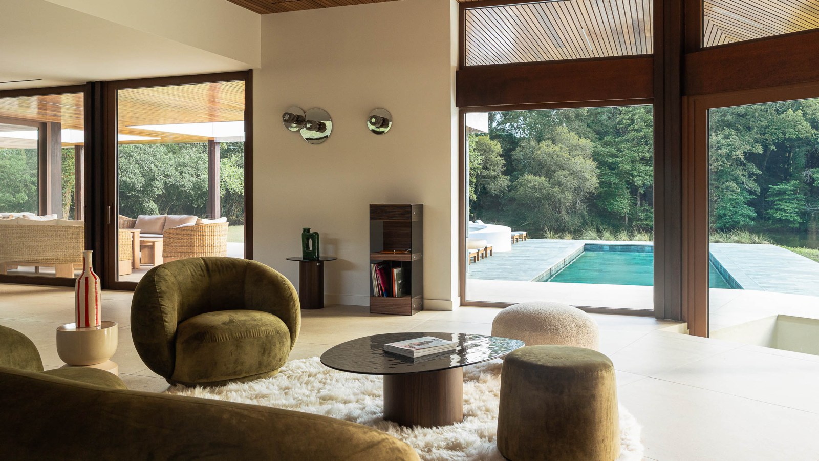 La Boite concept dÃ©voile le PR Alta, un meuble audio vertical alliant vinyle et Hi-Fi