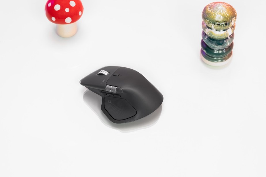 MX Master 4 LIFE Graphite HAPTICS-resized