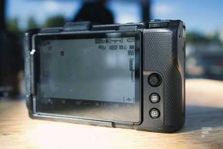 La Nikon ZR