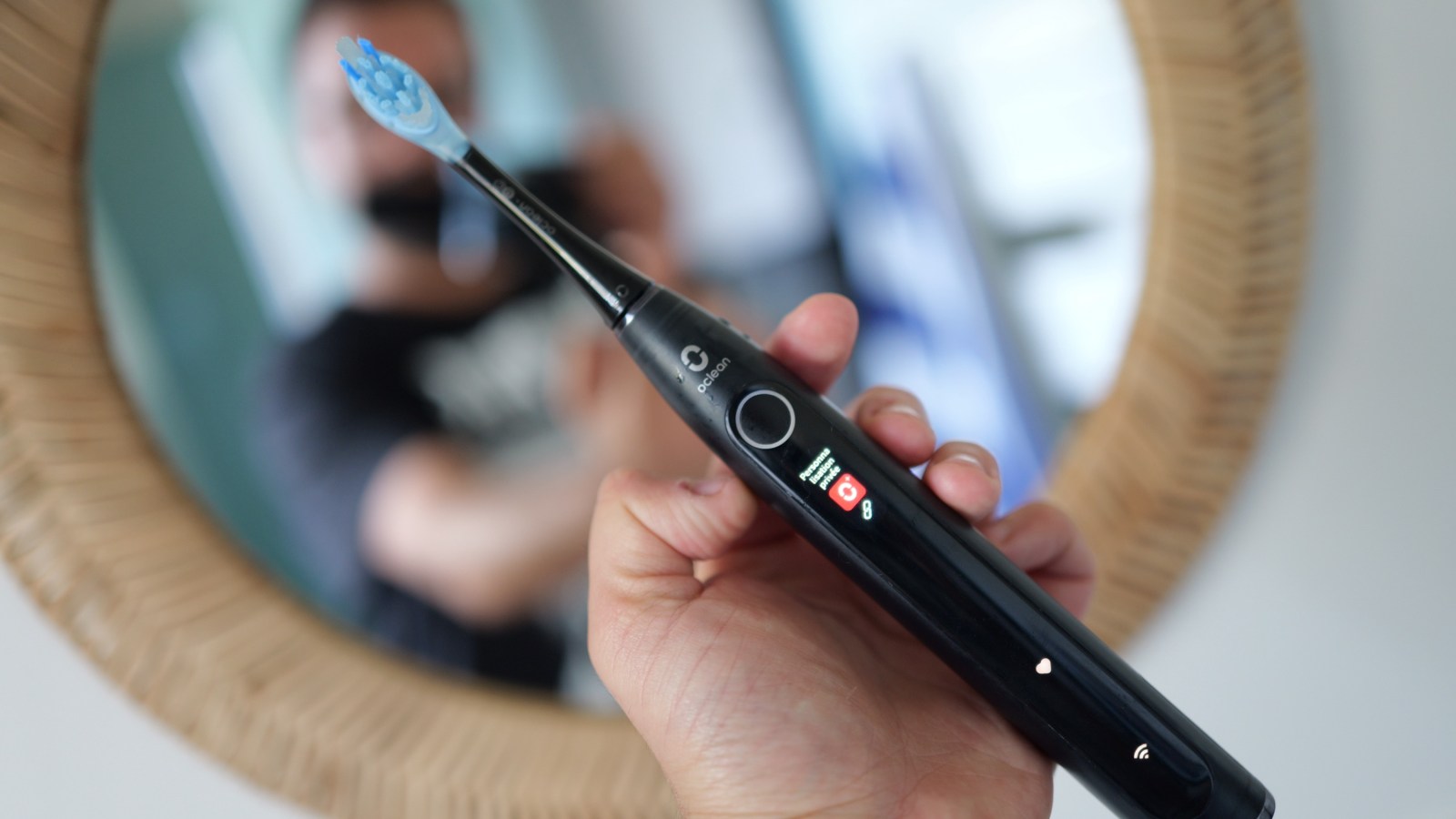 Jâ€™ai testÃ© la Oclean X Pro 20 : cette brosse Ã  dents se frotte Ã  Oral-B avec brio