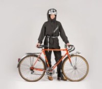 La combinaison de pluie vélo Pignon Entega // Source : Pignon Clothing