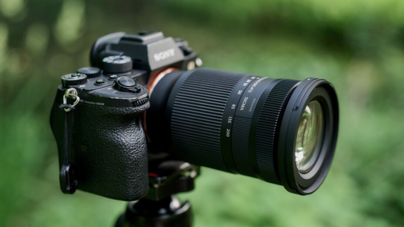 Zoom à tout faire, 35 mm et 135 mm hyper lumineux… Sigma dégaine 3 objectifs Full Frame aguicheurs