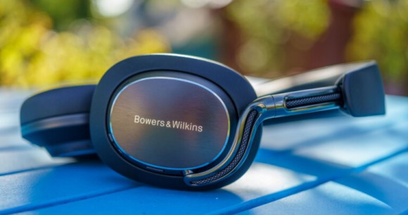 Le casque Bowers & Wilkins Px8 S2