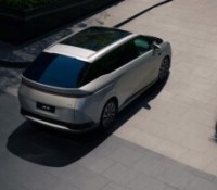 Xpeng X9 // Source : Xpeng