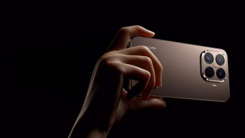 Boulanger retire près de 30&nbsp;% sur le Xiaomi 15T, un smartphone noté 8/10, accompagné d&rsquo;une montre connectée