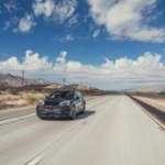 « À la hauteur de Porsche » : voici la démonstration de force du nouveau Cayenne électrique avec son autonomie XXL