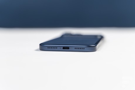 Apple iPhone 17 Pro Max 6