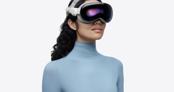 Apple-Vision-Pro-hero-251015 Apple-Vision-Pro-hero-251015