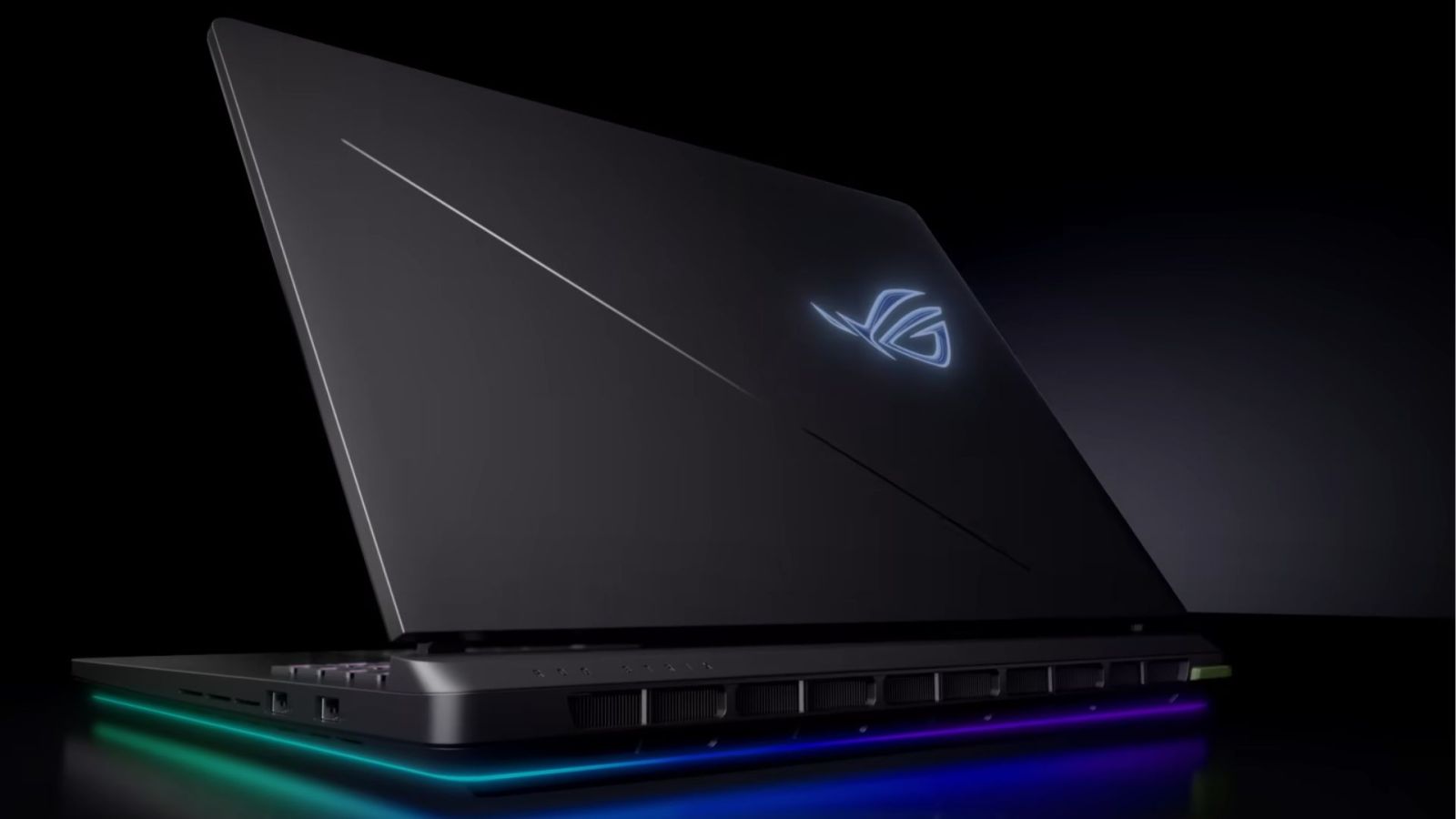 Ce laptop gaming surpuissant (RTX 5070 Ti + Ultra 9) coÃ»te 800 â‚¬ de moins grÃ¢ce Ã ...