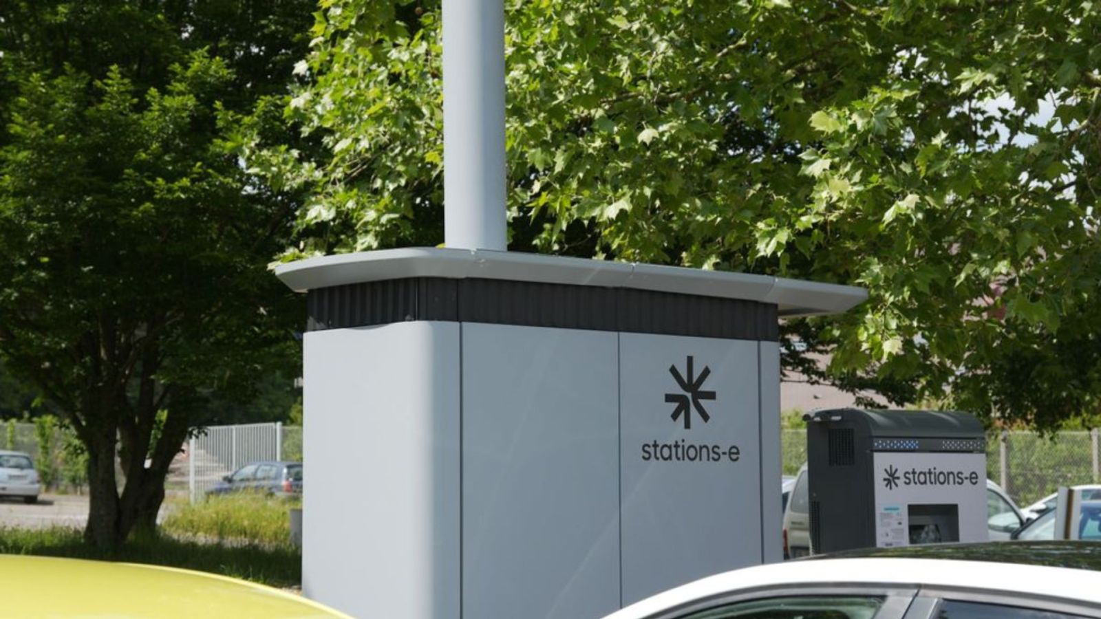 Voici comment des bornes de recharge Ã©tendent la couverture mobile 5G du territoire