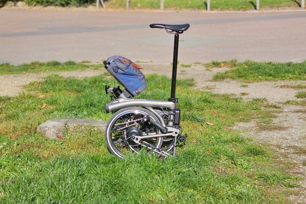 Brompton Electric T line pliage 4