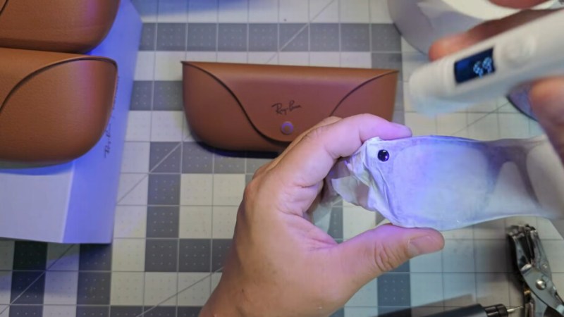 Les lunettes connectées de Meta ont déjà été piratées pour permettre de filmer de manière sauvage Les lunettes connectées de Meta ont déjà été piratées pour permettre de filmer de manière sauvage