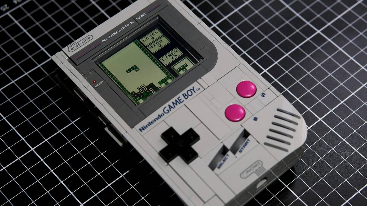 Une Passionnée Transforme Cette Game Boy Lego En Console 100% Jouable