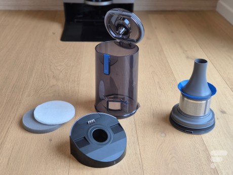 Ecovacs Deebot X11 OmniCyclone 10