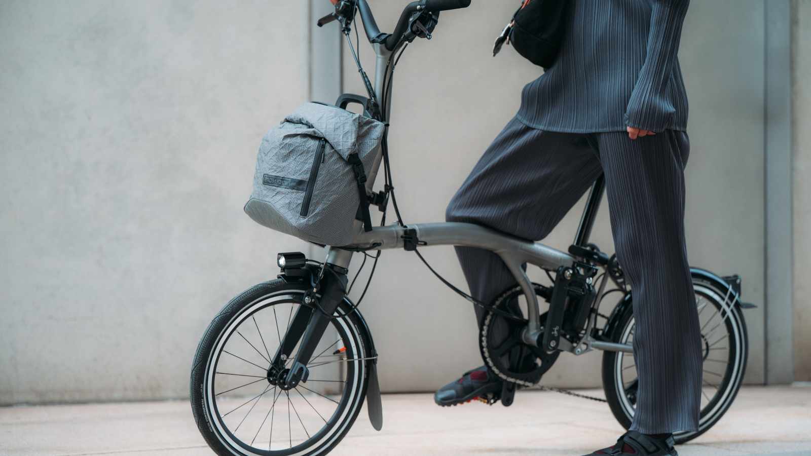 Brompton dÃ©gaine un vÃ©lo Ã©lectrique pliable trÃ¨s lÃ©ger et intelligent grÃ¢ce Ã ...