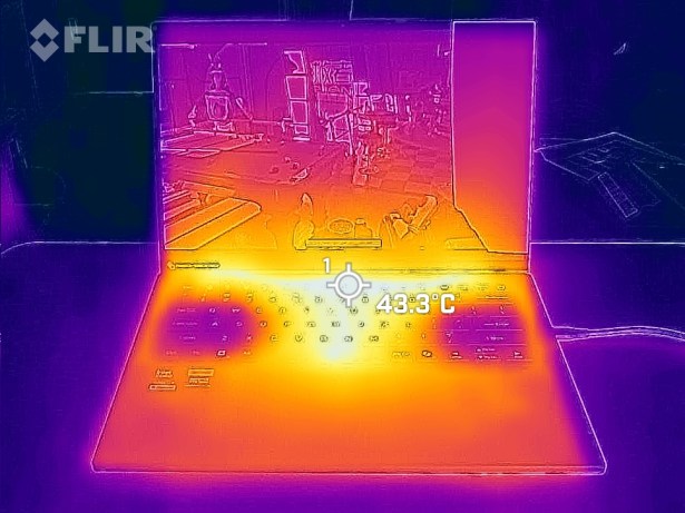 FLIR_20251023_031807_947 FLIR_20251023_031807_947