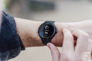La Google Pixel Watch 4 // Source : Chloé Pertuis - Frandroid