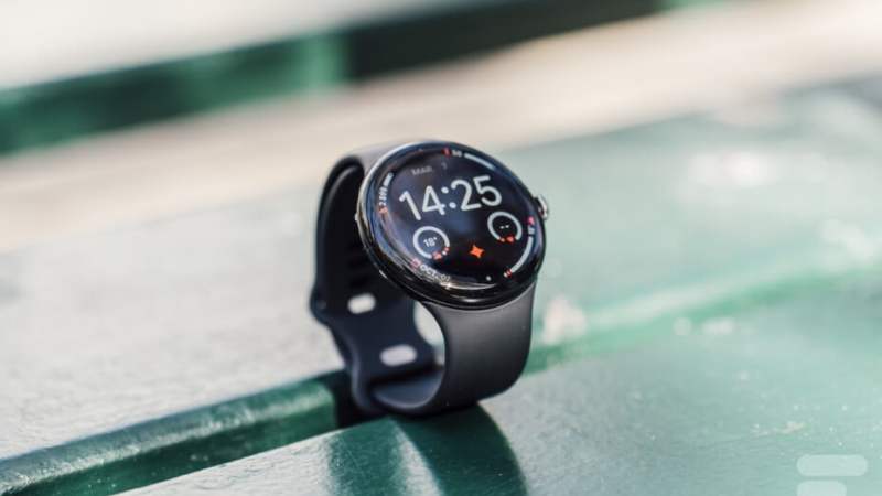La Google Pixel Watch 4 profite de la fin du Black Friday pour baisser de prix
