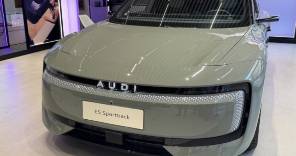 La E5 Sportback en concession AUDI à Shenzhen le 11 Octobre 2025.