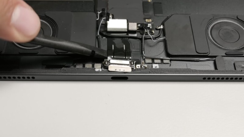 Réparabilité de l’iPad Pro M5 : le pire et le meilleur d’Apple en un seul appareil