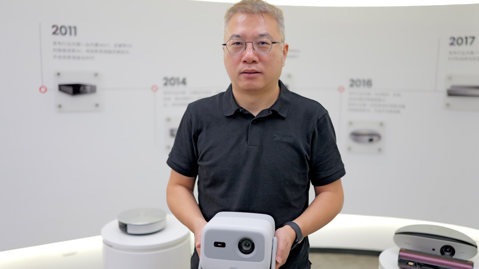 JMGO veut Â« remplacer la TV Â» : son fondateur nous explique comment les vidÃ©oprojecteurs...